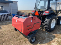 Mini round baler