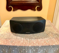 Good quality Polk Audio Compact Center Speaker RM1600S