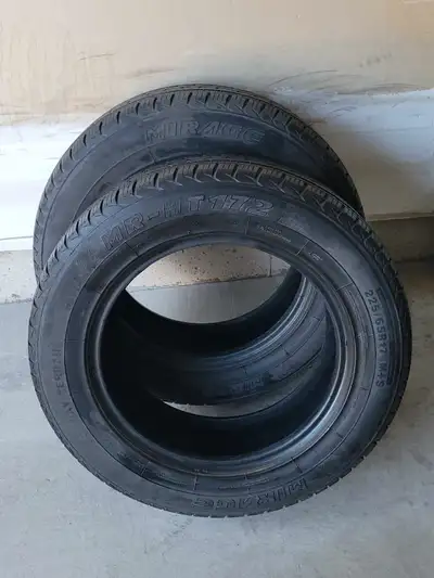 2 Mirage Mr-HT172 All Season Tires for Sale. **225/65/R17** Great Condition. (8/32") 75% Tread Remai...