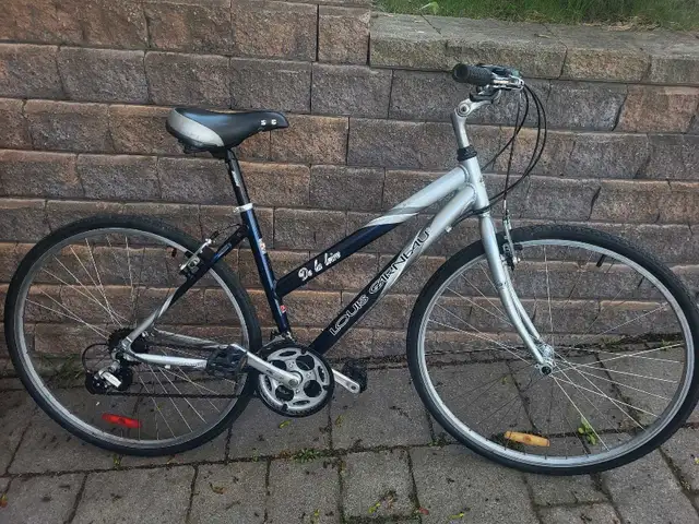 Deux vélos louis  garneau in Cruiser, Commuter & Hybrid in Laval / North Shore - Image 8