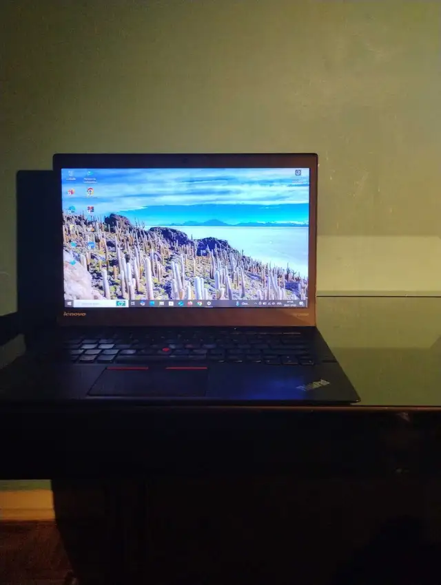 Lenovo X1 Carbonne in Laptops in Longueuil / South Shore - Image 3