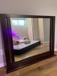 Standing dresser mirror
