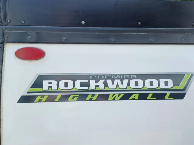 ROCKWOOD A213HW 2020 (FOREST RIVER) in Travel Trailers & Campers in Victoriaville - Image 11