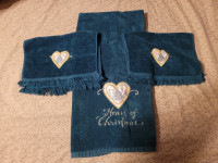 Christmas Bath Towel and Tip Towels (ALL FOR)