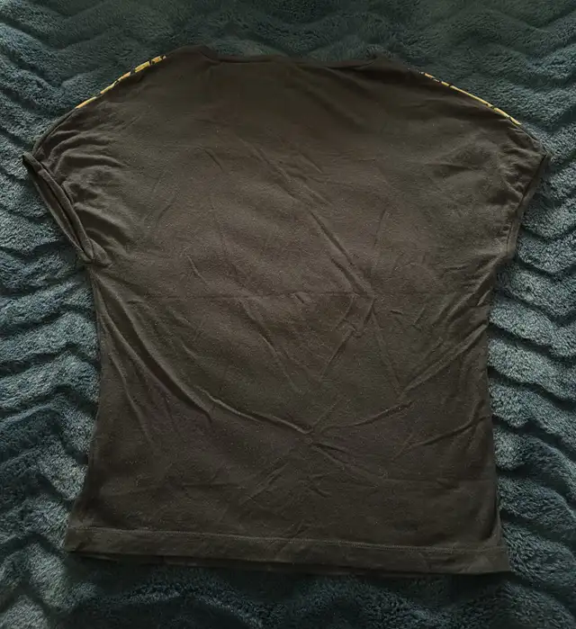 Versace T-Shirt in Women's - Tops & Outerwear in Markham / York Region - Image 3