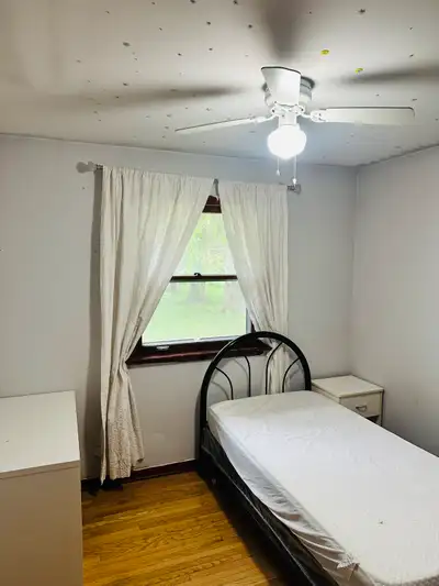 Private room for rent