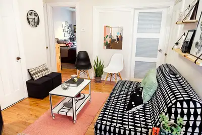 4 1/2 (deux chambres) Mueblé Au Coeur du Plateau