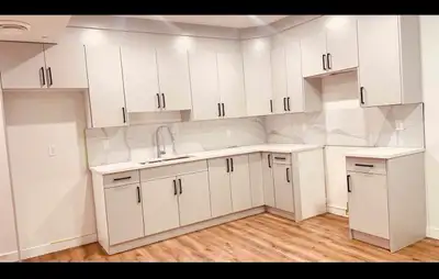 *(Looking for Vegetarian , non- alcoholic & quiet tenants ) * unfinished basement * street parking B...