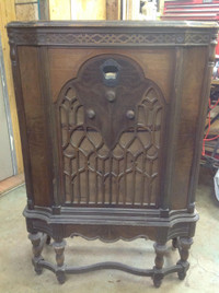 Antique Majestic Radio 310-B 1932?