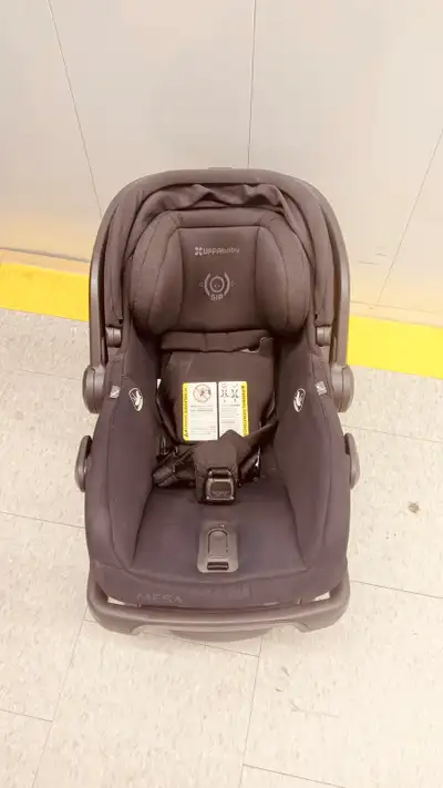 Infant Car seat (UPPAbaby Mesa V2), View more