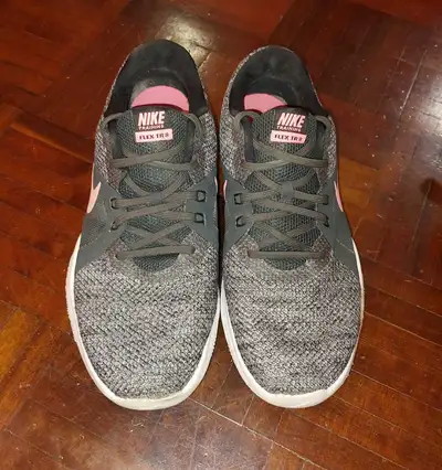 Nike Flex TR 8 Women's Sneakers Size 9.5 *EUC*, View more