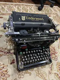 Underwood Elliot Fisher Limted Edition Typewriter 
