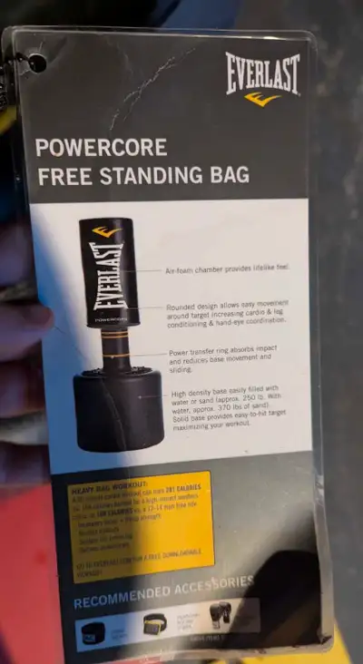 Punching bag - Everlast, View more