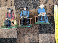 AMISH CAST IRON BOOK ENDS. VINTAGE CAST IRON AMISH DOOR STOPPER 