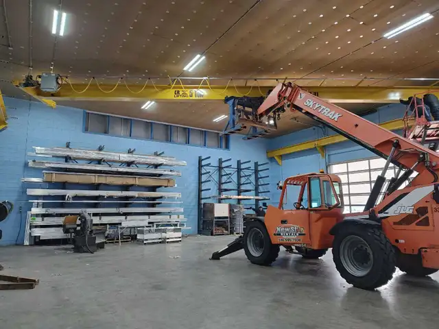 overhead cranes in Other Business & Industrial in Barrie - Image 9