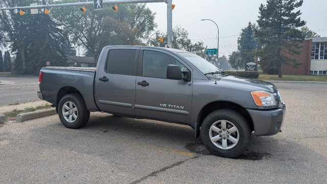 2014 Nissan Titan SV in Cars & Trucks in Edmonton