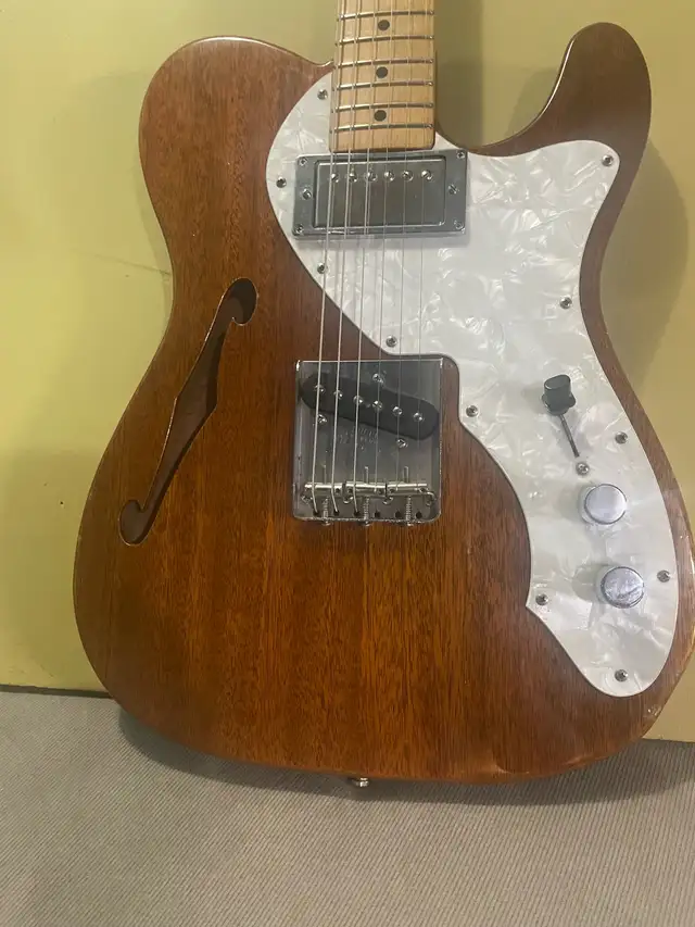 1985-1986 Fender Telecaster Thinline MIJ with Upgrades in Guitars in Brantford - Image 4