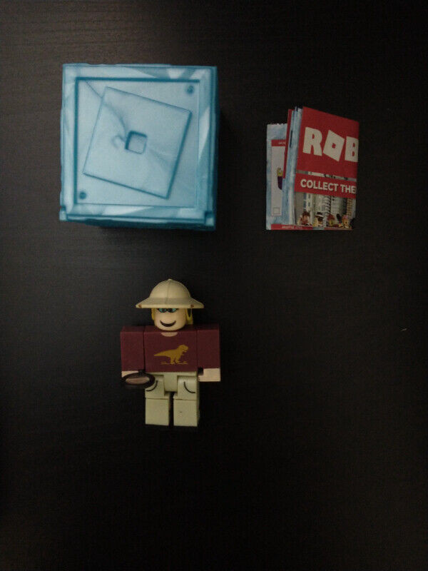 Roblox Series 3 Dinosaur Simulator Paleontologist Figure in Toys & Games in Oshawa / Durham Region