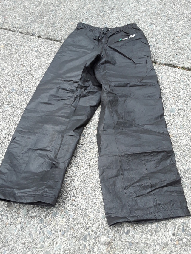 frogg toggs rain pants,new in Other in City of Halifax