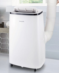 Honeywell 12000 BTU Air Conditioner / Dehumidifier 