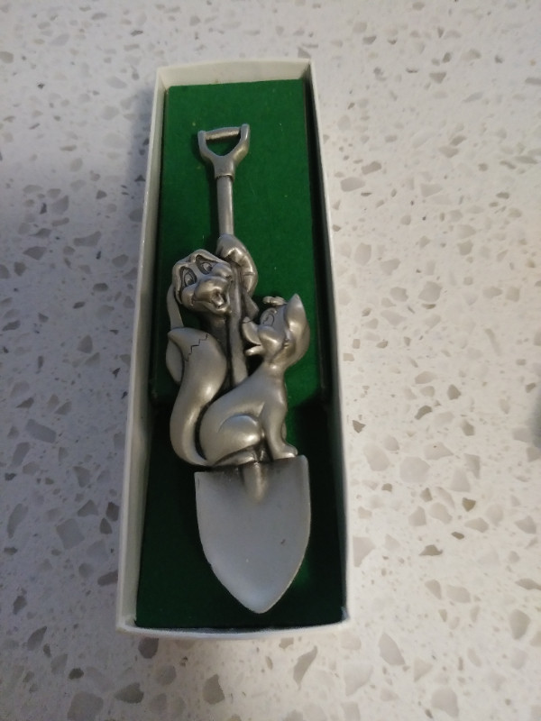 LADY AND THE TRAMP WALT DISNEY PRODUCTION PEWTER SPOON in Arts & Collectibles in Belleville