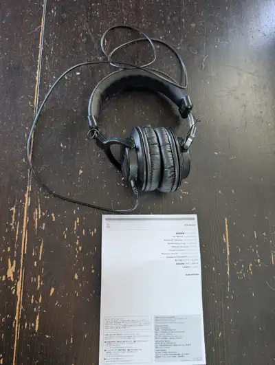 Audio Technica ATH-Pro5x Headphones - Like NEW, View more