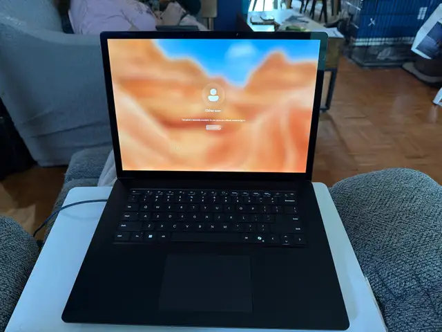 surface laptop 6 Ultra 7 165H 32GB 2TB SSD in Laptops in City of Montréal - Image 4