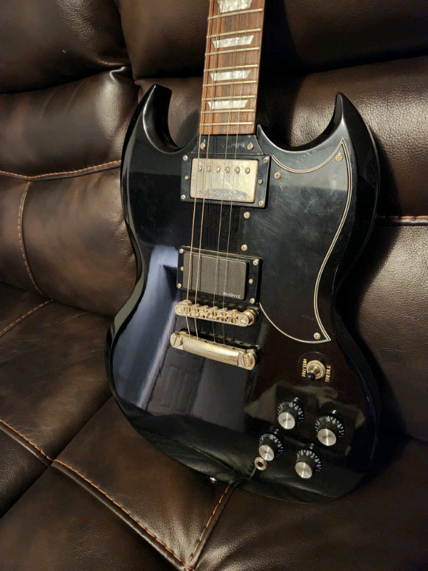 Epiphone SG for sale in Guitars in Thunder Bay - Image 3