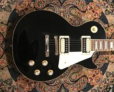 Gibson LES PAUL Classic, View more