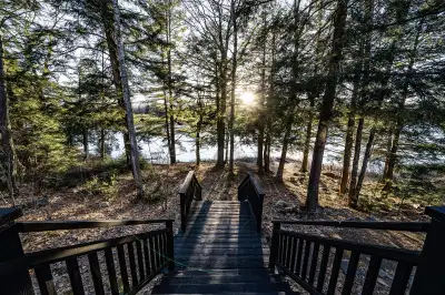  Escape to Nature in Style – Your Muskoka Lakefront Cottage, View more
