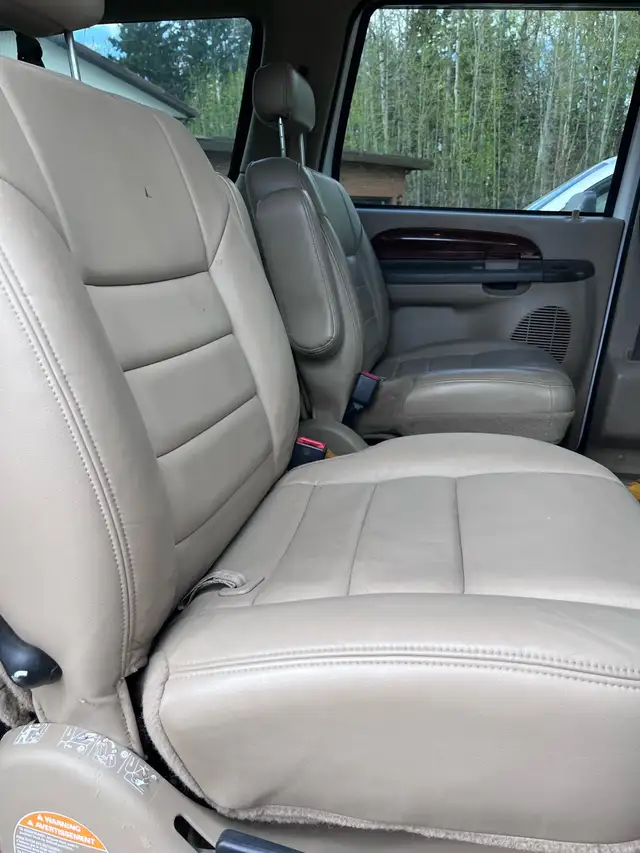 Custom 2002 Ford Excursion470492955636541442
