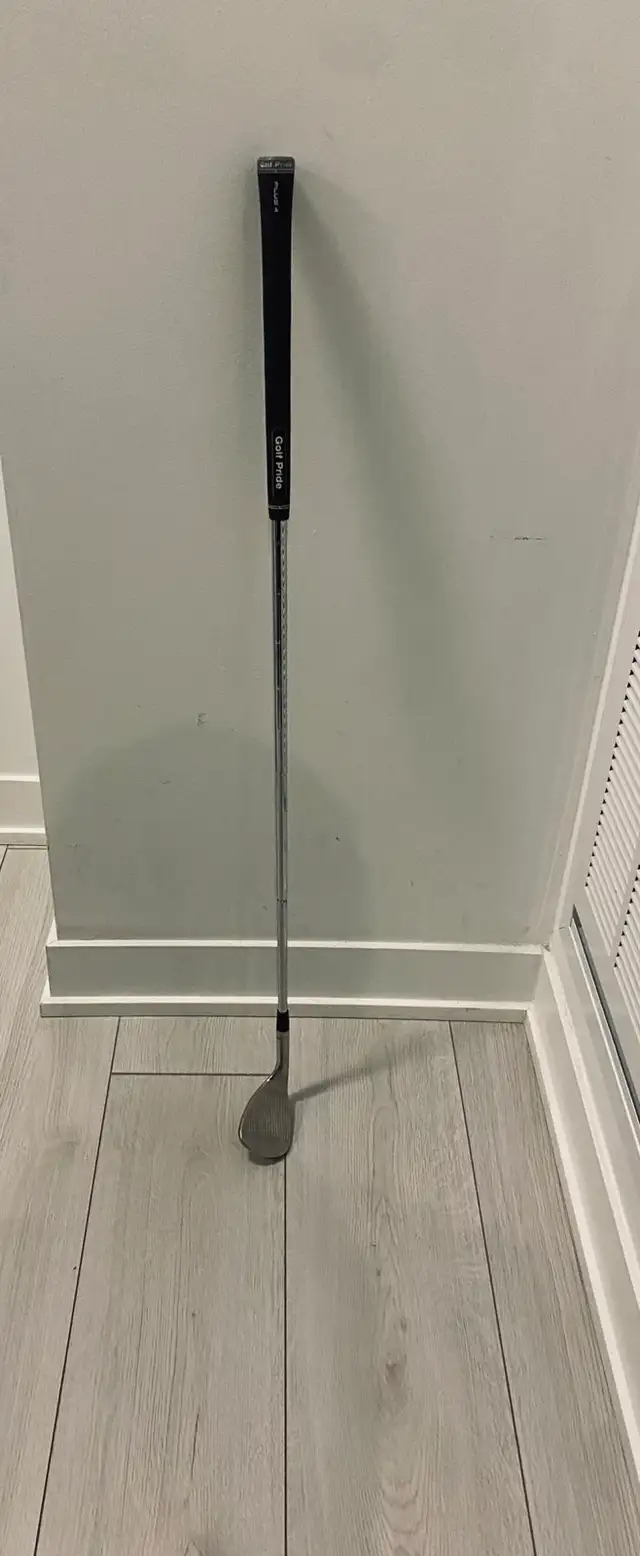Titleist Vokey SM5 58° Wedge in Golf in Oakville / Halton Region - Image 2