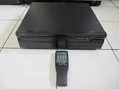 Yamaha Model CDC-575  Carousel CD Player & Remote Cir1999 XCond, View more