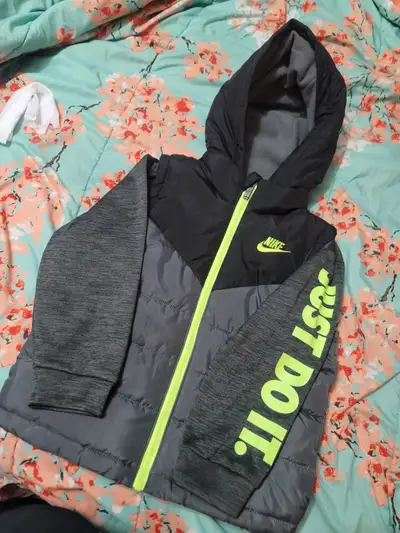 My son outgrew it, still in excellent condition. Size large, would fit a 6-7 year old. Text if inter...