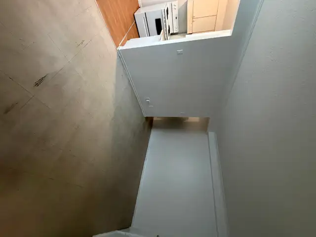 Superintendent Wanted – Discounted Rent ($1000/month 1-Bedroom in Cleaning & Housekeeping in City of Toronto - Image 8