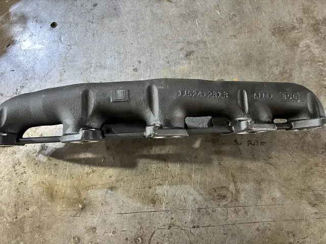 Kubota M6  M7 6.1L Exhaust Manifold ( 1J524-12312 ) in Farming Equipment in Oakville / Halton Region - Image 3