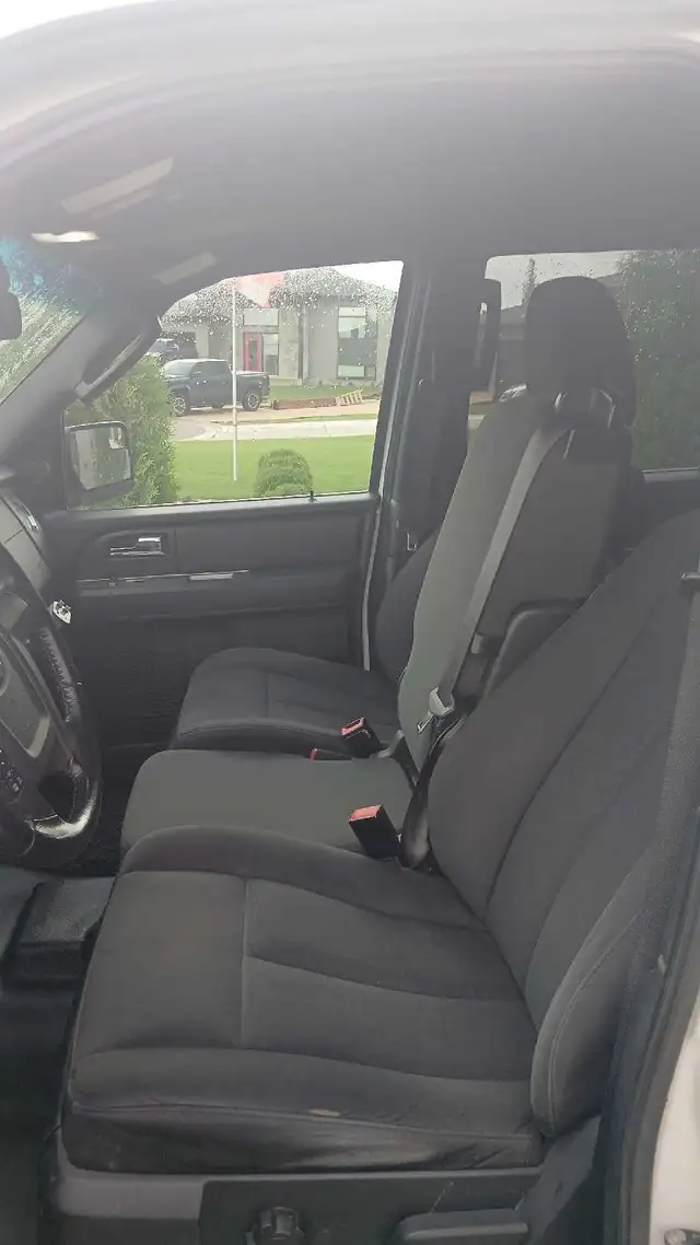 2015 Ford Expedition547959350179276806