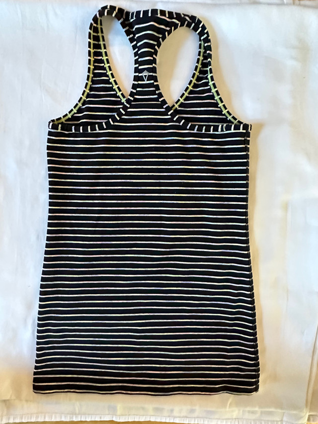 Ivivva tank top size 14 in Kids & Youth in Thunder Bay - Image 2