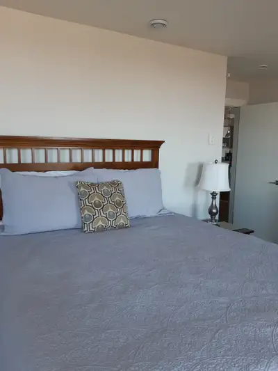 FURNISHED SUITE TO SHARE MONTHLY LONG OR SHORT TERM 650 WASHMILL LAKE DRIVE HALIFAX COUPLES ARE WELC...