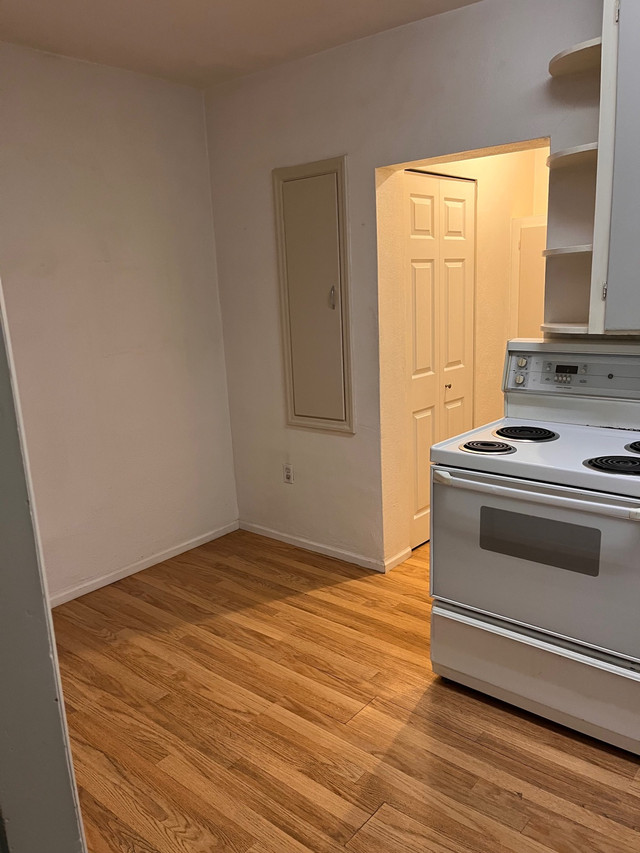 East Trail 1 Bdrm Apt Suite 1,000.00 Available Immediatel Long Term Rentals Nelson