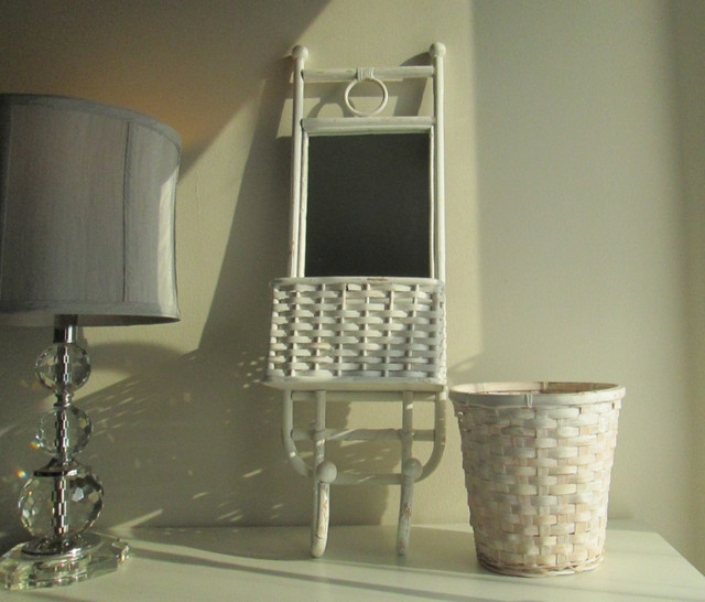 Wicker White BoHo Hanging Mirror/Basket in Home Décor & Accents in London - Image 2