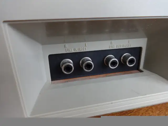 JVC KD-D10C vintage tape deck(1982) for sale in Stereo Systems & Home Theatre in Markham / York Region - Image 10