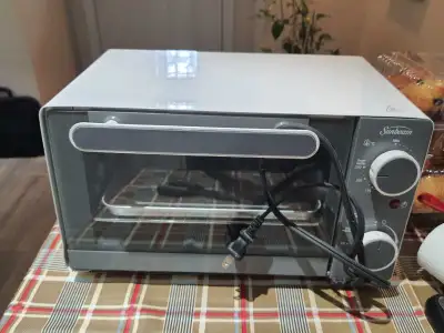Sunbeam Toaster Oven, View more