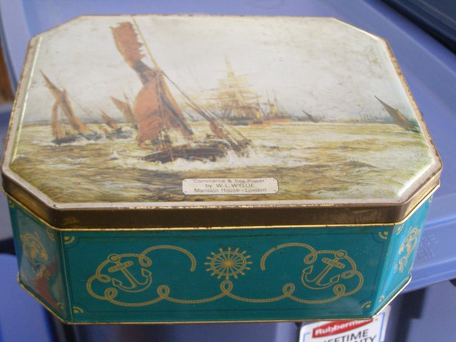 Collections of Cookie Tins/Cannisters in Arts & Collectibles in Bedford