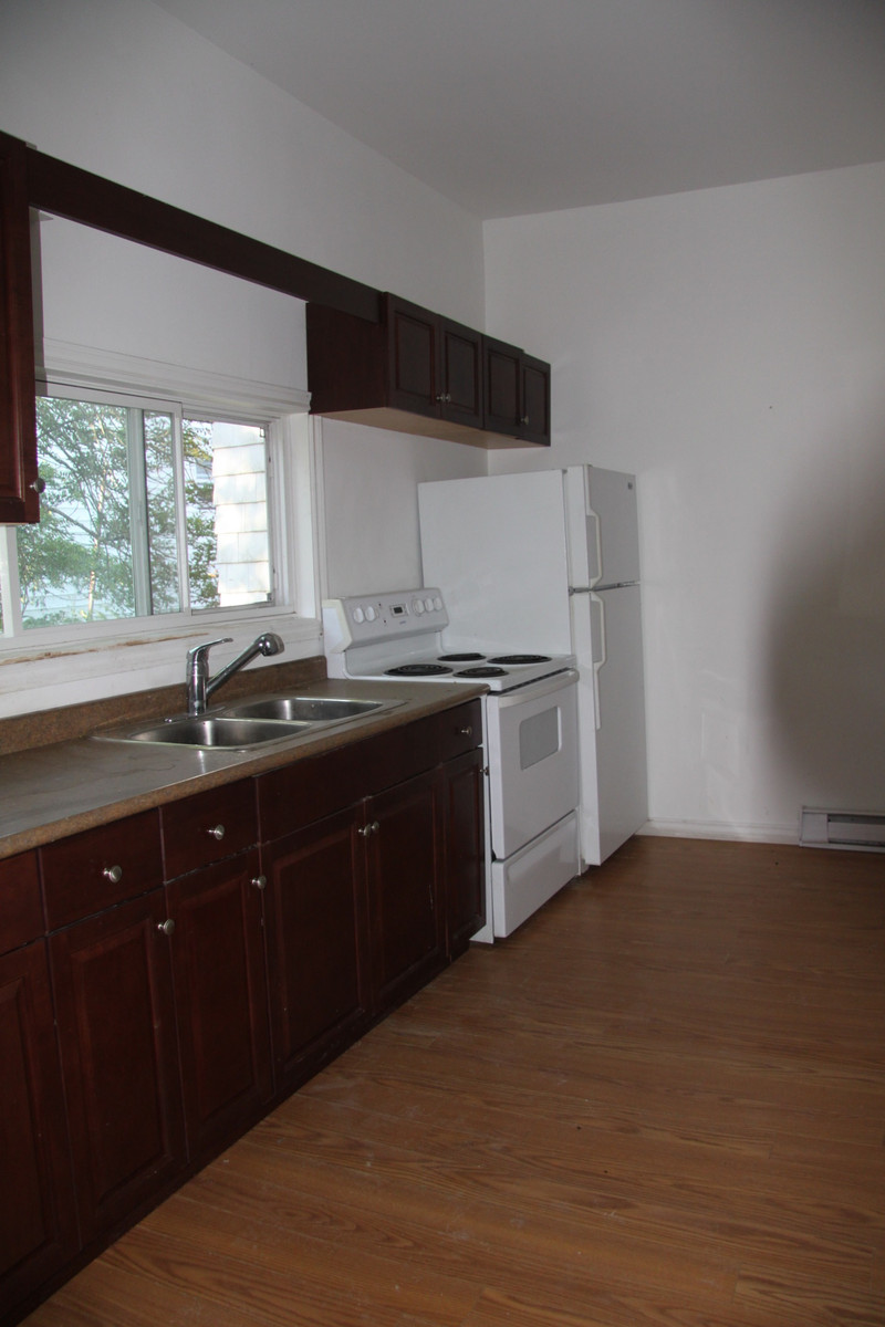 Bedroom in South End Long Term Rentals City of Halifax Kijiji