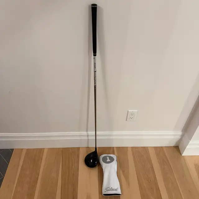 Titleist TSR3 Driver Stiff RH in Golf in Guelph - Image 9