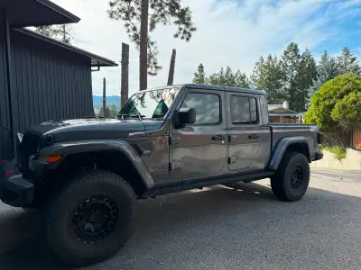 2023 Jeep Mojave Fully Loaded! Extended warranty + oil change package Black Rhino 18” rims, 35” Toyo...