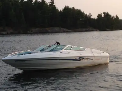 Original owner, exceptionally well-maintained 1997 Mariah 210 with 210 HP MerCruiser V8. Built in Au...