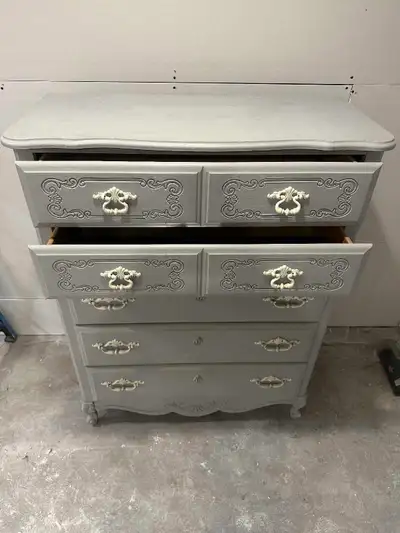 dresser, chest of drawers, View more