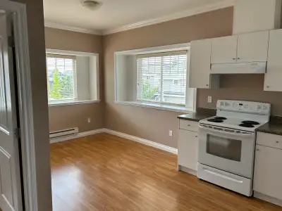 One Bedroom and One Livingroom Coach House Suite for  rent